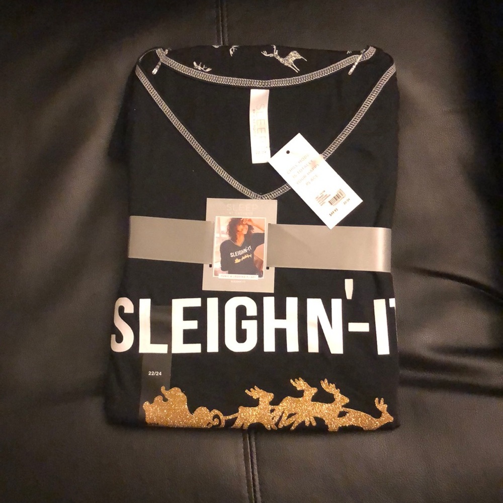 BNWT Sleghin-It Christmas Pajama Set 22/24